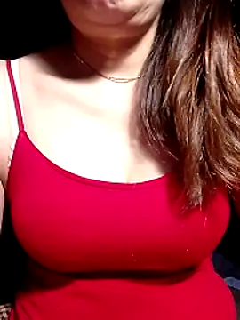 YiyinLy online show from May 2026 09:01:01 PM