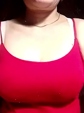 YiyinLy online show from May 2026 09:01:02 PM