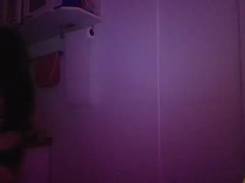 Snapshot of miapink33 chatting on November 2025 02:32:01 AM miapink33 online show from November 2025 02:32:01 AM