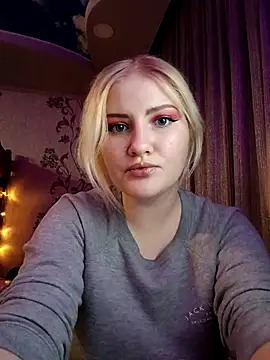 Snapshot of karkinn chatting on November 2025 04:13:02 PM karkinn online show from November 2025 04:13:02 PM