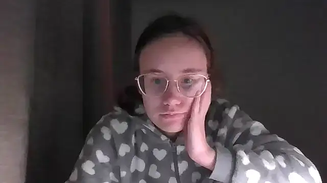 LuckySLove online show from January 2026 06:55:02 PM