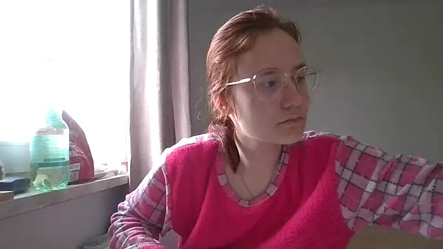 LuckySLove online show from April 2026 02:36:02 PM