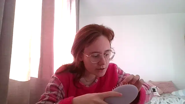 LuckySLove online show from April 2026 03:49:01 PM