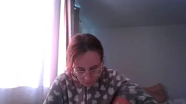 Snapshot of LuckySLove chatting on May 2026 05:54:02 PM LuckySLove online show from May 2026 05:54:02 PM