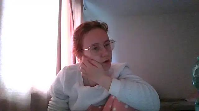Snapshot of LuckySLove chatting on May 2026 02:35:02 PM LuckySLove online show from May 2026 02:35:02 PM