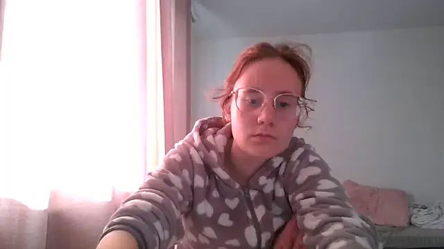 Snapshot of LuckySLove chatting on June 2026 04:45:01 PM LuckySLove online show from June 2026 04:45:01 PM