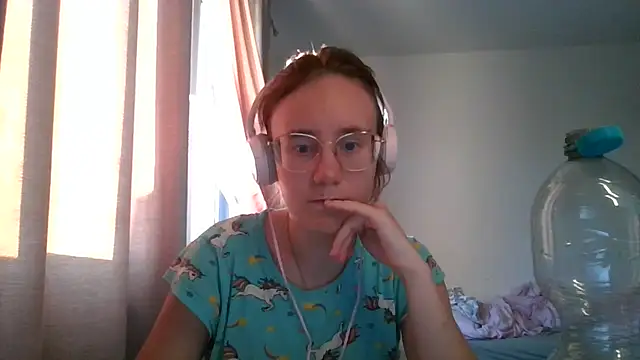 Snapshot of LuckySLove chatting on July 2026 06:32:01 PM LuckySLove online show from July 2026 06:32:01 PM