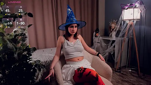 Snapshot of KrisWaller chatting on October 2025 11:12:02 AM KrisWaller online show from October 2025 11:12:02 AM