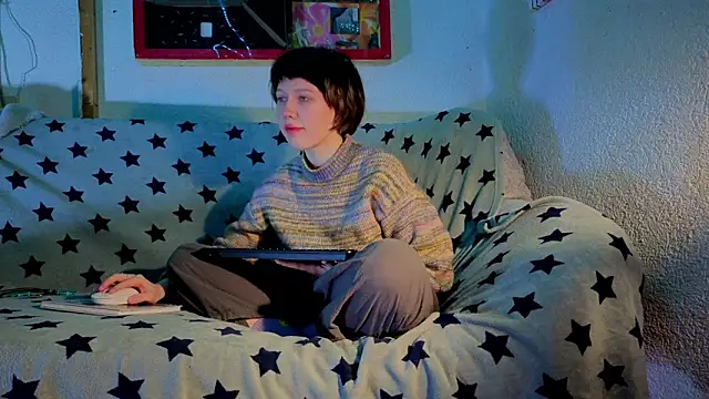 ReincarnatedAngel online show from October 2025 05:02:02 PM