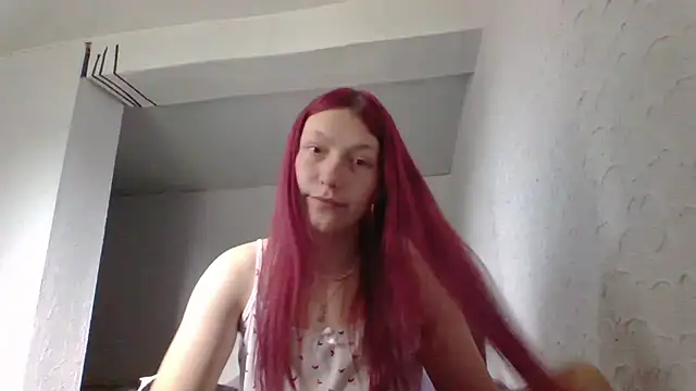 luna tt online show from April 2026 10:16:02 AM