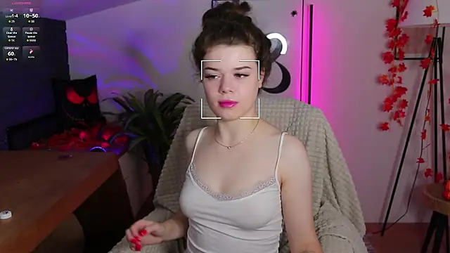 Snapshot of Hot__Tiny chatting on October 2025 07:53:01 AM Hot Tiny online show from October 2025 07:53:01 AM