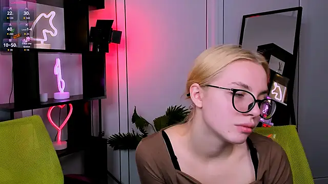 Snapshot of sendi_cais chatting on November 2025 07:20:01 AM sendi cais online show from November 2025 07:20:01 AM