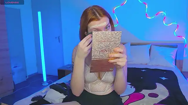 MeganNewCat online show from December 2025 07:17:01 AM