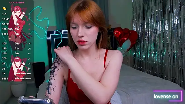 Snapshot of MeganNewCat chatting on March 2026 08:35:02 PM MeganNewCat online show from March 2026 08:35:02 PM
