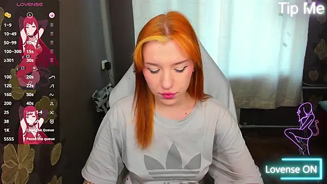 Snapshot of MeganNewCat chatting on May 2026 04:41:02 AM MeganNewCat online show from May 2026 04:41:02 AM