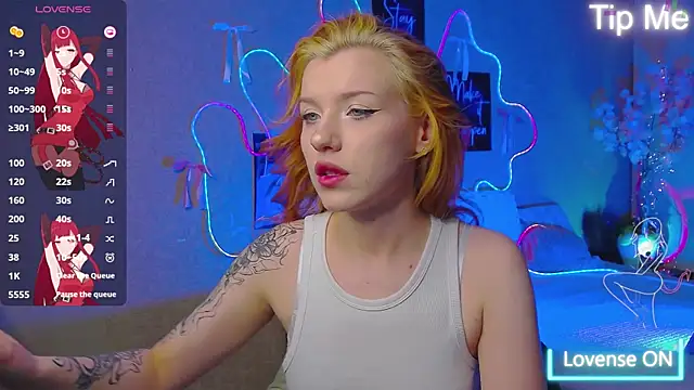 Snapshot of MeganNewCat chatting on June 2026 07:26:02 PM MeganNewCat online show from June 2026 07:26:02 PM
