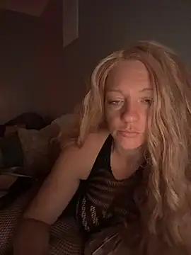 queenkelly1234 online show from July 2026 12:45:02 PM