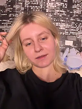 Snapshot of BonnyeBoom chatting on February 2026 04:51:01 PM BonnyeBoom online show from February 2026 04:51:01 PM