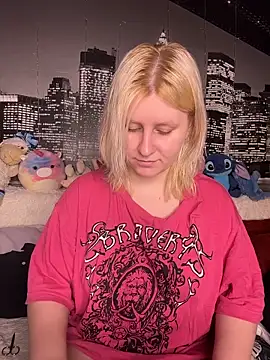 Snapshot of BonnyeBoom chatting on March 2026 03:47:01 PM BonnyeBoom online show from March 2026 03:47:01 PM