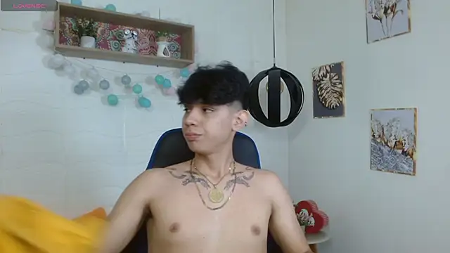 jeander186 online show from October 2025 03:34:04 PM