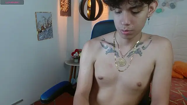 jeander186 online show from October 2025 04:20:02 PM