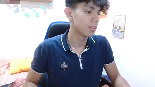 jeander186 online show from November 2025 12:51:01 PM