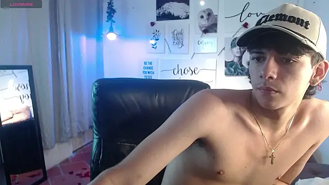 AmethystShadow17 online show from February 2026 07:43:01 PM