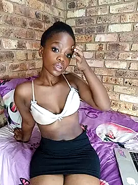 Snapshot of TinyThick chatting on November 2025 12:16:01 PM TinyThick online show from November 2025 12:16:01 PM