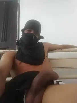 Snapshot of JR777xxx chatting on April 2026 09:21:02 PM JR777xxx online show from April 2026 09:21:02 PM
