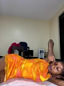 NyahHeat online show from October 2025 10:43:02 PM