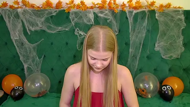 LilitRosen online show from October 2025 06:12:01 PM