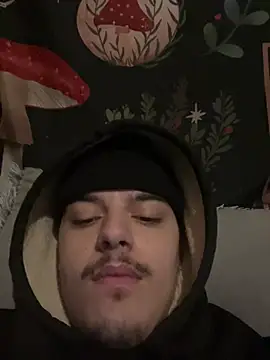 CarmeloA online show from July 2026 10:44:02 PM
