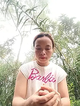 Snapshot of Nguyet2k4 chatting on March 2026 04:20:01 AM Nguyet2k4 online show from March 2026 04:20:01 AM
