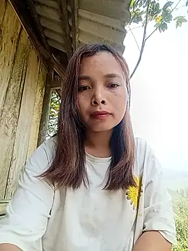 Snapshot of Nguyet2k4 chatting on April 2026 04:35:02 AM Nguyet2k4 online show from April 2026 04:35:02 AM