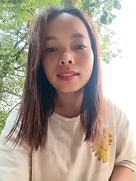 Snapshot of Nguyet2k4 chatting on April 2026 10:59:01 PM Nguyet2k4 online show from April 2026 10:59:01 PM