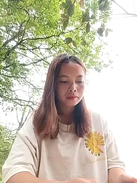 Snapshot of Nguyet2k4 chatting on April 2026 11:22:02 PM Nguyet2k4 online show from April 2026 11:22:02 PM