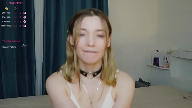 Snapshot of StarryMary chatting on October 2025 09:06:01 PM StarryMary online show from October 2025 09:06:01 PM