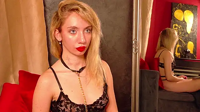 Emmilly  online show from October 2025 05:15:01 AM