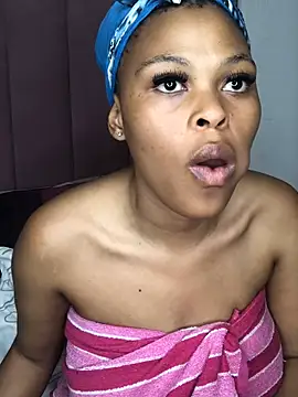 Bubbles156 online show from April 2026 06:52:01 PM