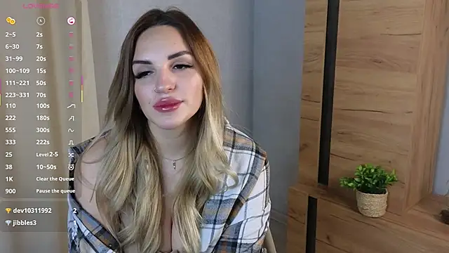 LustLagoon online show from November 2025 06:12:01 AM