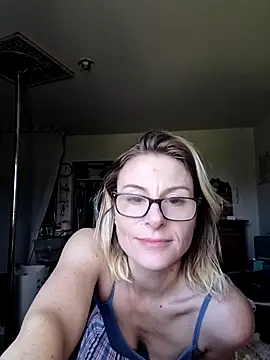 LanaDeluxe online show from February 2026 08:03:02 PM