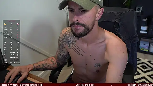 monsieurguitsxxx online show from October 2025 08:00:02 AM