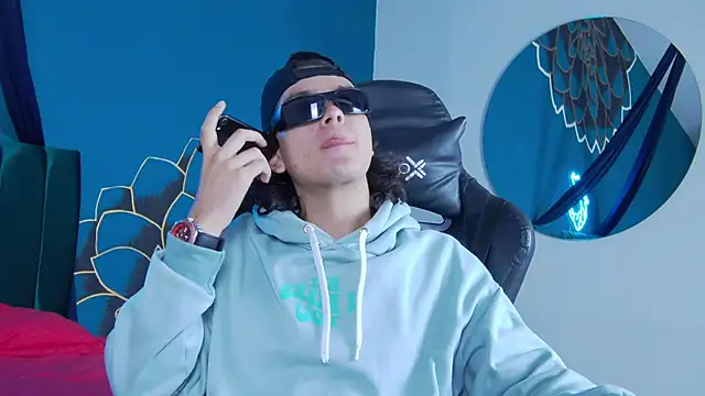 Snapshot of dammon_walker chatting on October 2025 12:38:02 PM dammon walker online show from October 2025 12:38:02 PM