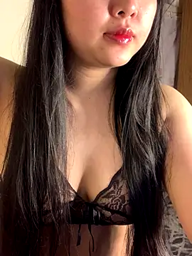 Aimee milk online show from December 2025 02:26:01 PM