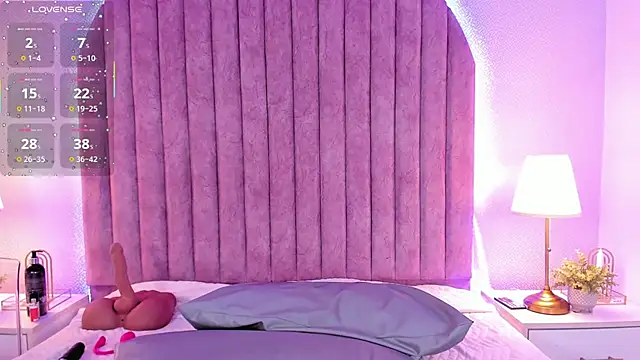 ShaylaDavis online show from November 2025 04:28:01 PM