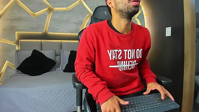 Snapshot of JackBlare chatting on October 2025 11:00:02 AM JackBlare online show from October 2025 11:00:02 AM