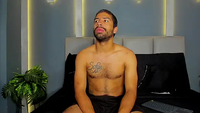 Snapshot of JackBlare chatting on October 2025 11:05:01 AM JackBlare online show from October 2025 11:05:01 AM