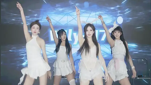 Wily-07 online show from November 2025 11:26:01 PM