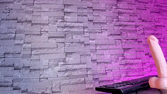 Zamariah online show from November 2025 03:16:02 AM