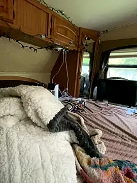 Snapshot of JT83FL chatting on November 2025 09:02:02 PM JT83FL online show from November 2025 09:02:02 PM